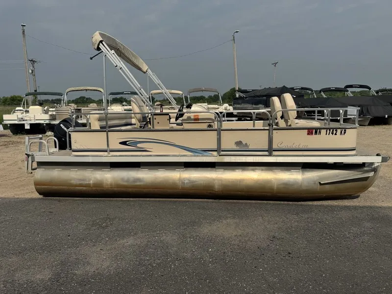 Slide: The Image of Weeres Cadet Fish 18' & Mercury 4-Stroke 2010 - 6