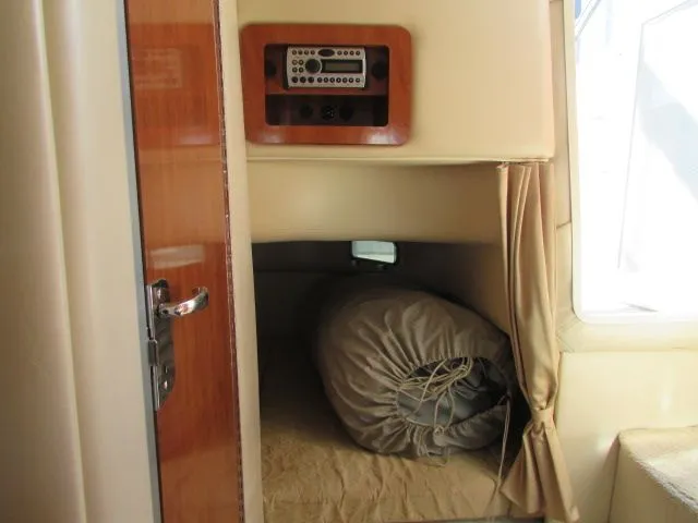 Slide: The Image of Four Winns 258 Vista 2007 - 23