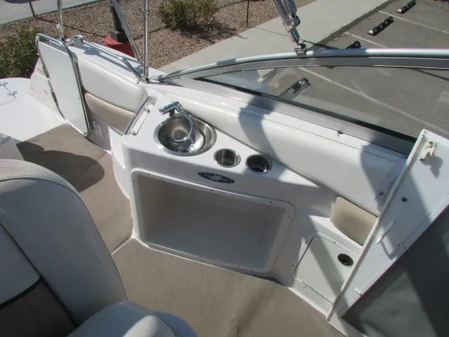 Slide: The Image of Four Winns 258 Vista 2007 - 7