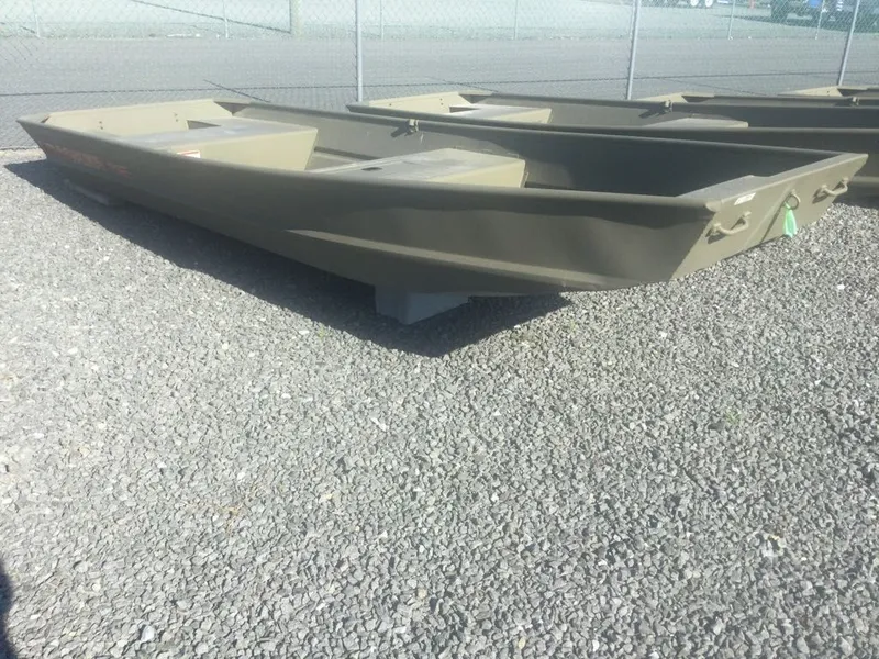 The Image of Tracker Grizzly 1436 2026 - 1