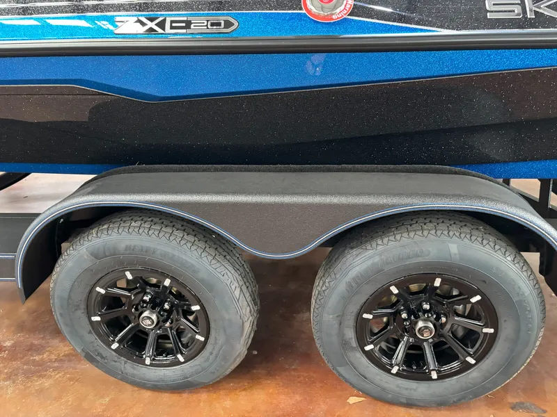 Slide: The Image of Skeeter ZXE20 2026 - 12