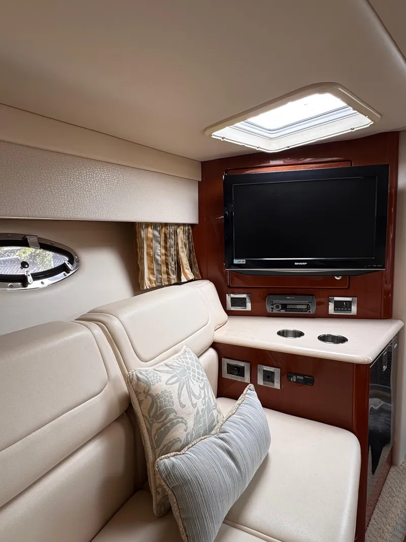 Slide: The Image of Interior of 2009 Formula 350 Sun Sport boat bathroom with sink and toilet. - 27