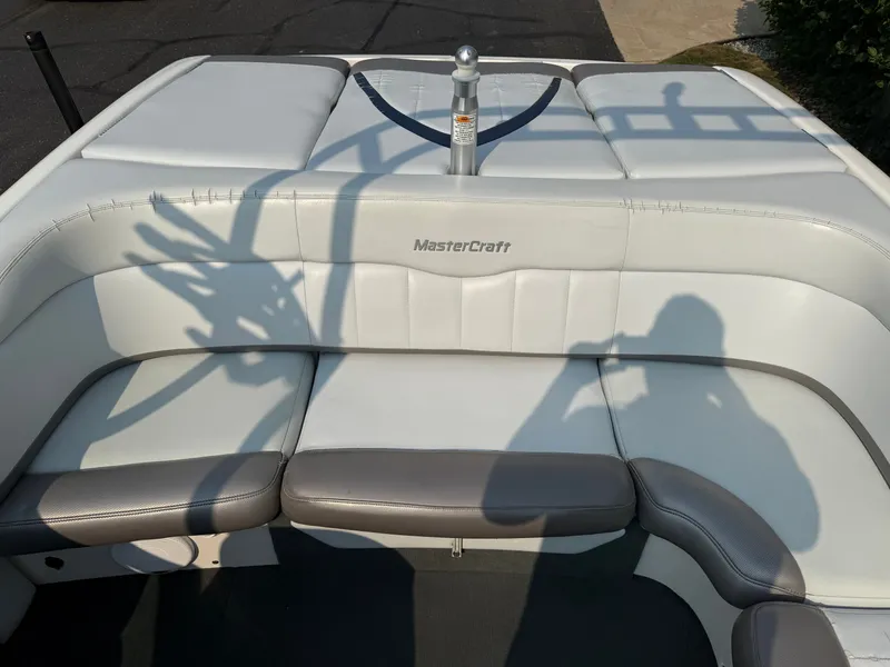 Slide: The Image of MasterCraft X10 2004 - 15