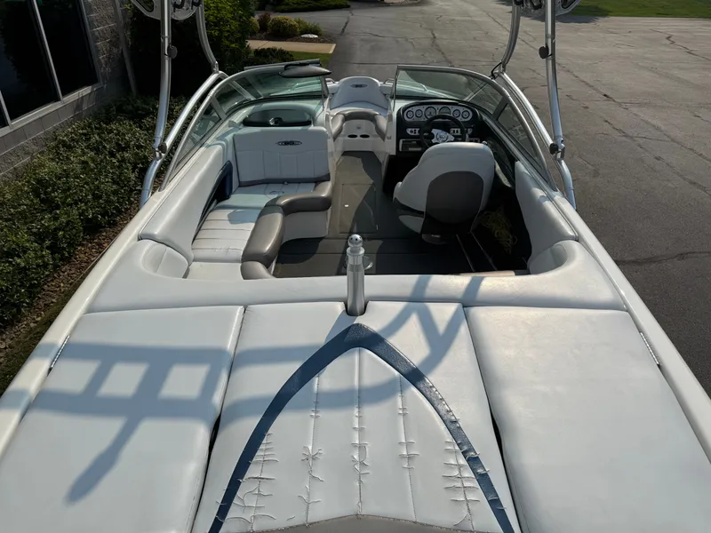 Slide: The Image of MasterCraft X10 2004 - 7