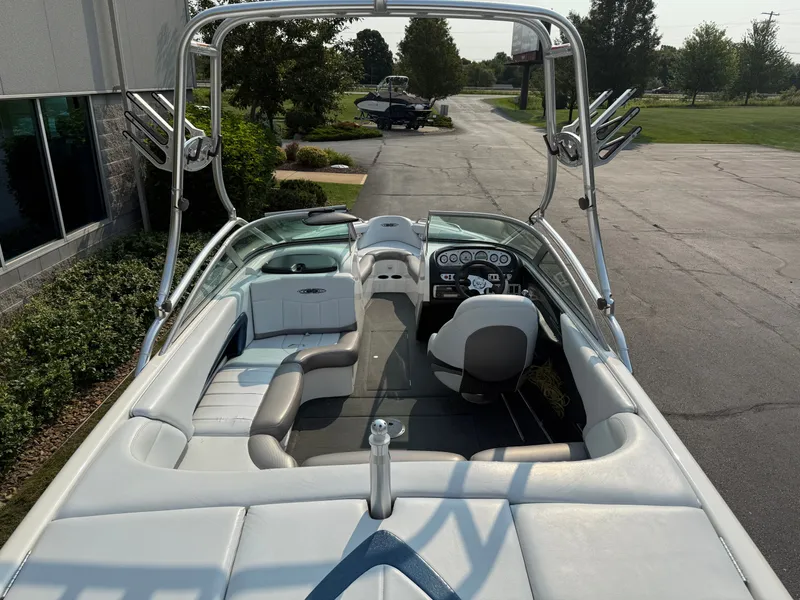 Slide: The Image of MasterCraft X10 2004 - 8