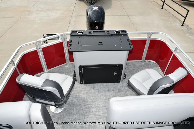 Slide: The Image of Sun Tracker SportFish 20 DLX 2026 - 39