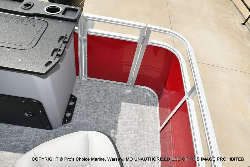 Slide: The Image of Sun Tracker SportFish 20 DLX 2026 - 48