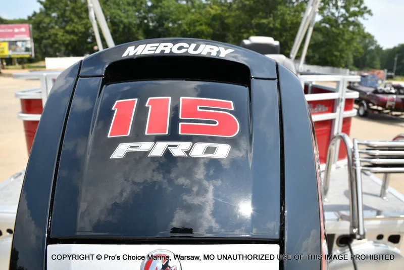 Slide: The Image of Sun Tracker SportFish 20 DLX 2026 - 5