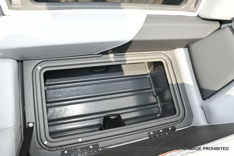 Slide: The Image of Sun Tracker SportFish 20 DLX 2026 - 64