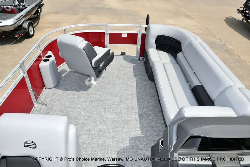 Slide: The Image of Sun Tracker SportFish 20 DLX 2026 - 65