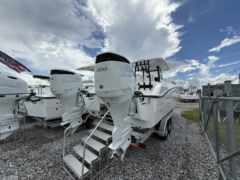 Slide: The Image of Twin Vee GFX2 280 GFX2 2026 - 13