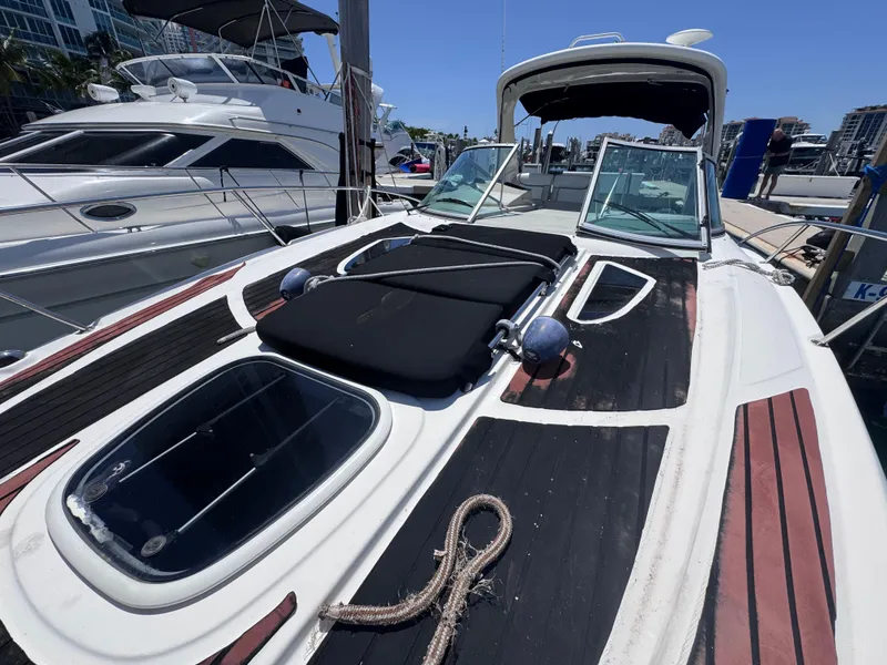Slide: The Image of Sea Ray 330 Sundancer 2012 - 57