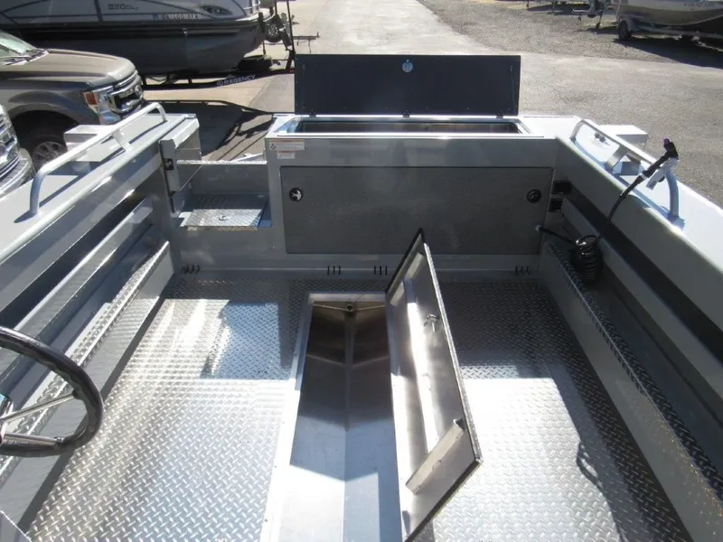 Slide: The Image of Hewescraft 240 Ocean Pro HT 2025 - 11