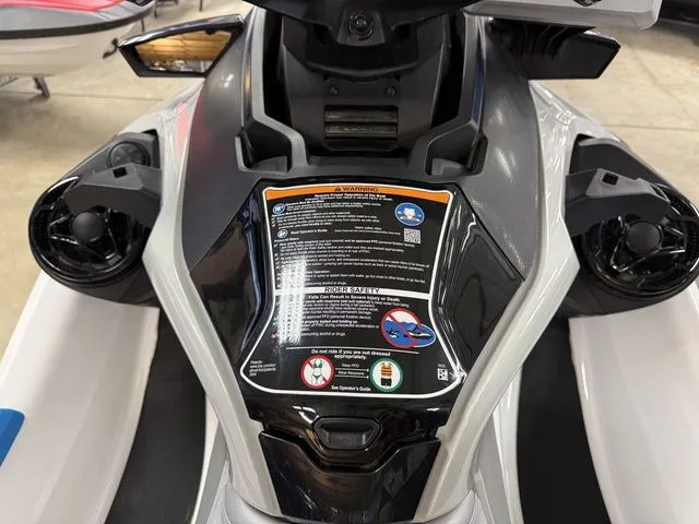 Slide: The Image of Sea-Doo FISH PRO 2025 - 15