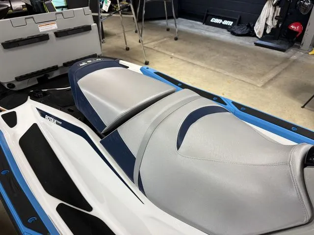 Slide: The Image of Sea-Doo FISH PRO 2025 - 17