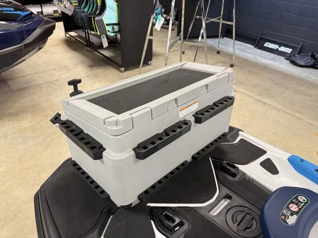 Slide: The Image of Sea-Doo FISH PRO 2025 - 20