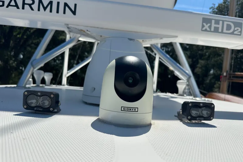 Slide: The Image of 2015 SeaHunter 41 Tournament boat with SIONYX camera and Garmin xHD2 radar. - 4