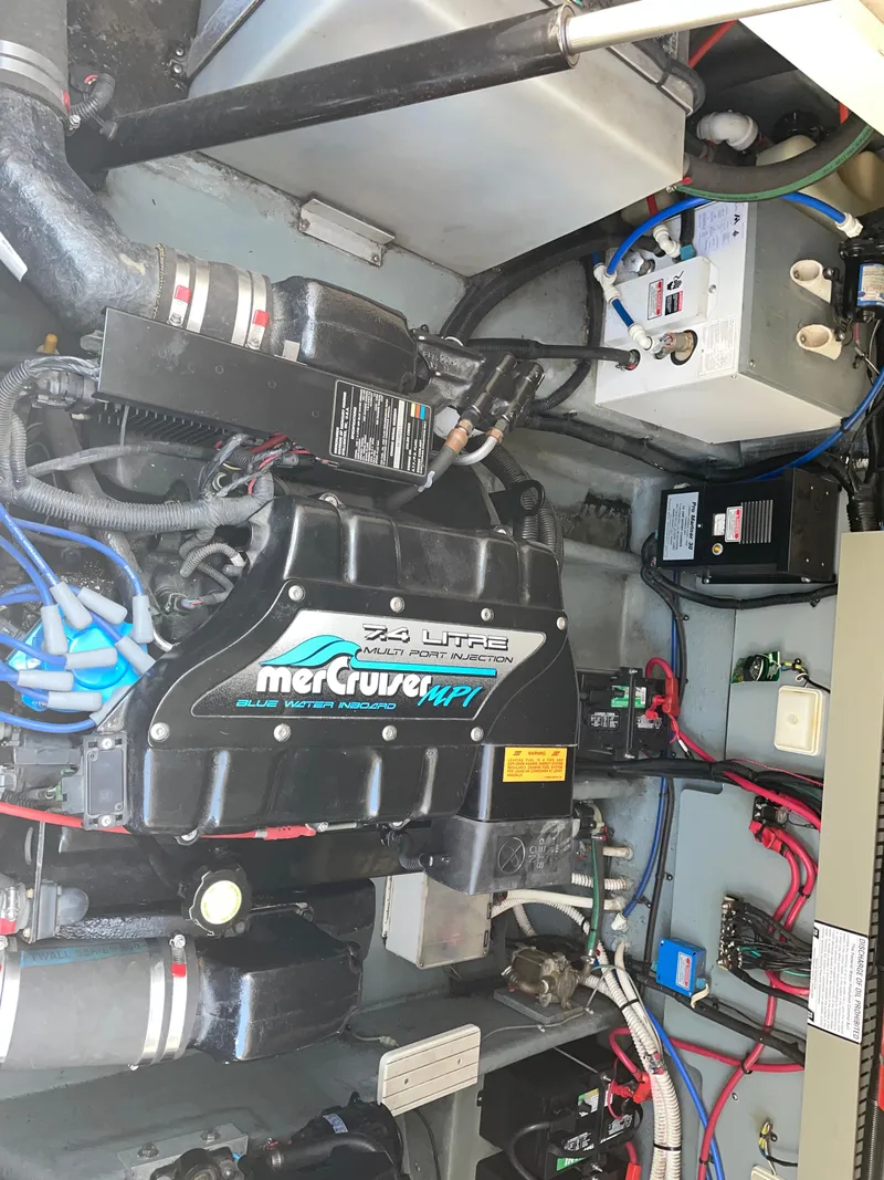 Slide: The Image of Engine room of 1997 Sea Ray 330 Express with MerCruiser 7.4L MPI engine. - 28