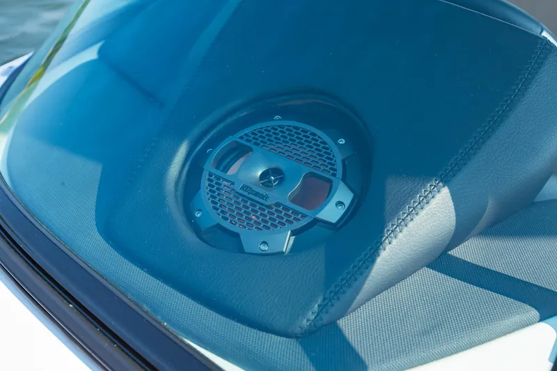 Slide: The Image of Speaker detail on 2021 MasterCraft X22 boat dashboard. - 42
