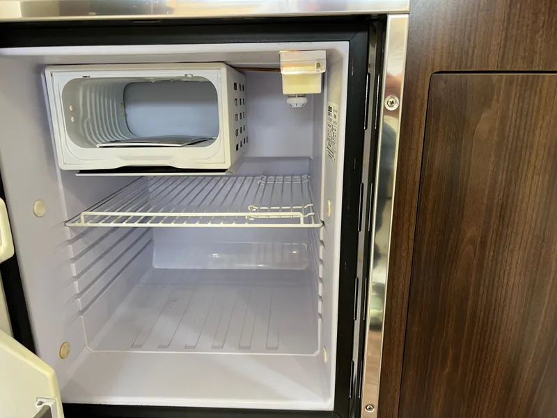 Slide: The Image of Regal 35 Sport Coupe 2019 - 22