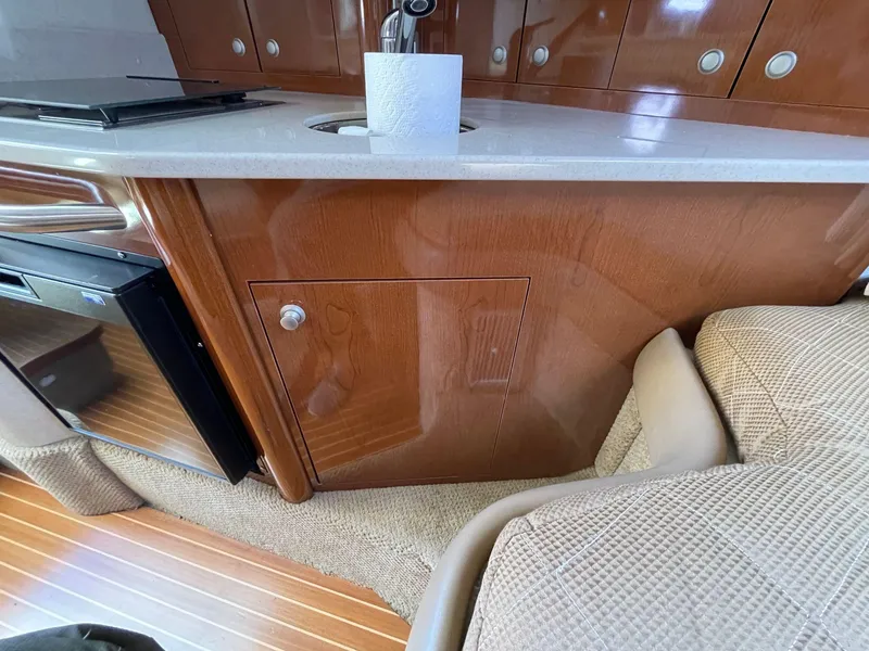 Slide: The Image of Sea Ray 290 - Galley - 3