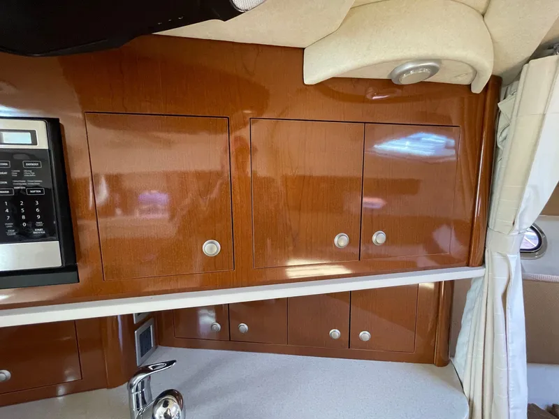 Slide: The Image of Sea Ray 290 - Galley Storage - 4