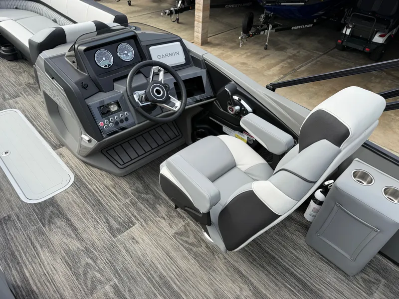 Slide: The Image of Avalon Catalina - 25 FT Versatile Rear Bench w/ 250HP Mercury Verado! 2025 - 14