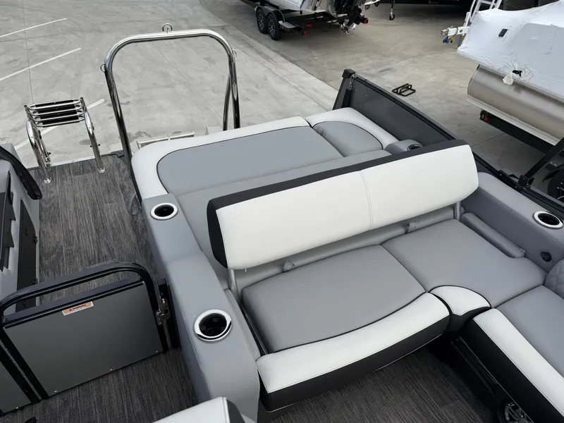 Slide: The Image of Avalon Catalina - 25 FT Versatile Rear Bench w/ 250HP Mercury Verado! 2025 - 4