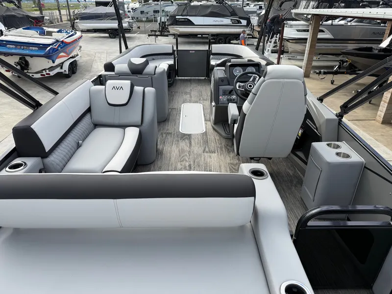 Slide: The Image of Avalon Catalina - 25 FT Versatile Rear Bench w/ 250HP Mercury Verado! 2025 - 7