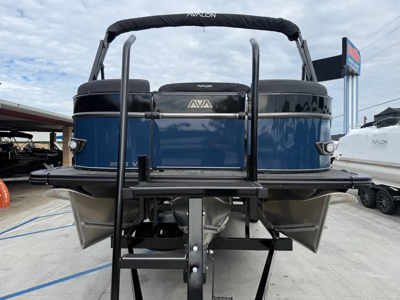 Slide: The Image of Avalon Catalina - 25 FT Versatile Rear Bench w/ 250HP Mercury Verado! 2025 - 8