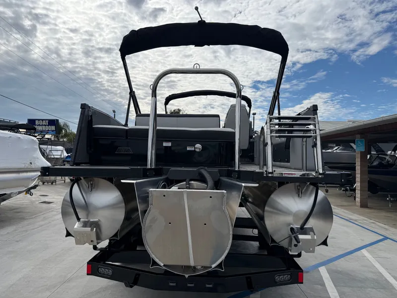 Slide: The Image of Avalon Catalina - 25 FT Versatile Rear Bench w/ 250HP Mercury Verado! 2025 - 9