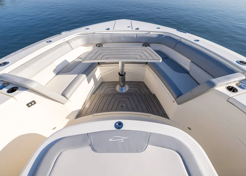 Slide: The Image of Scout 400 LXF 2026 - 38