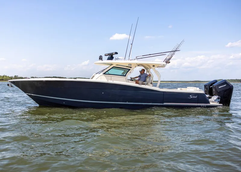 Slide: The Image of Scout 400 LXF 2026 - 7