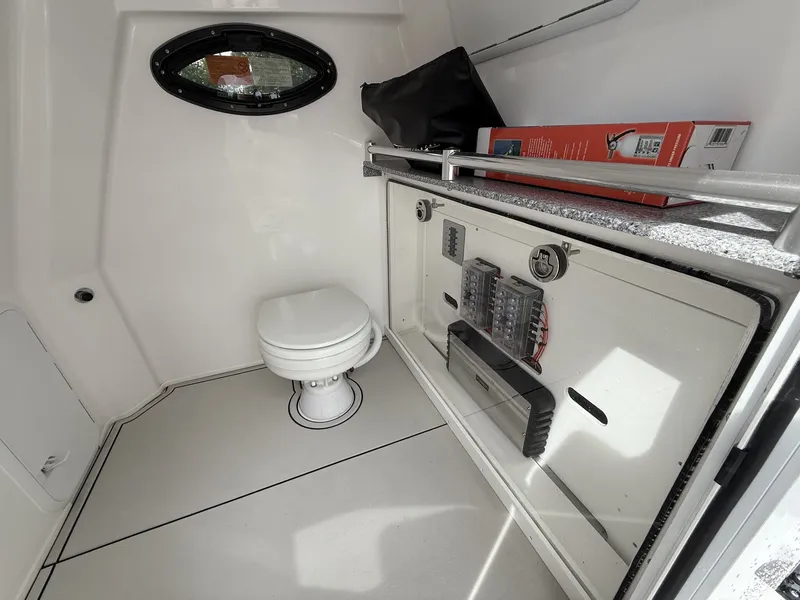 Slide: The Image of Twin Vee GFX2 280 GFX2 2026 - 19