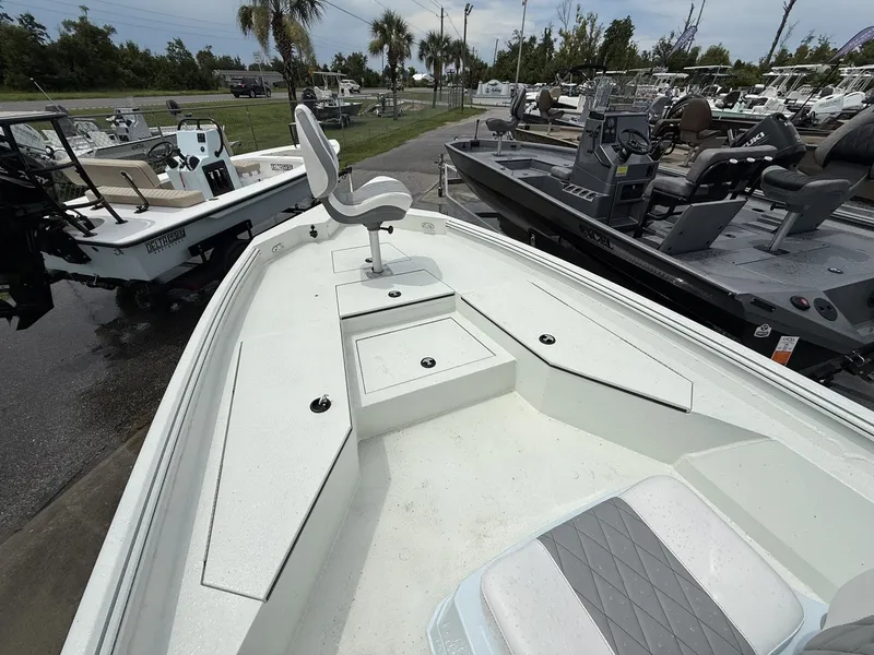 Slide: The Image of Excel Bay Pro 220 220 ELITE 2026 - 6