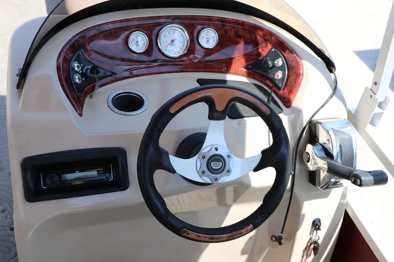 Slide: The Image of Tracker party barge 22 dlx 2012 - 19