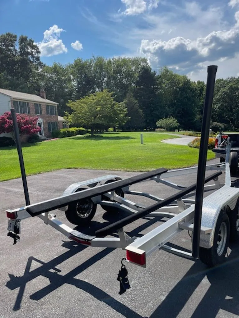 Slide: The Image of Robalo R227 Dual Console 2017 - 31