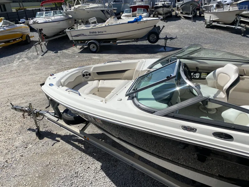 Slide: The Image of Chaparral 216 SSi 2011 - 2