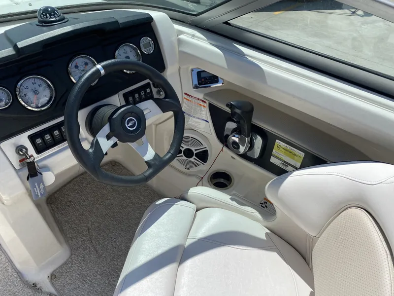 Slide: The Image of Chaparral 216 SSi 2011 - 22