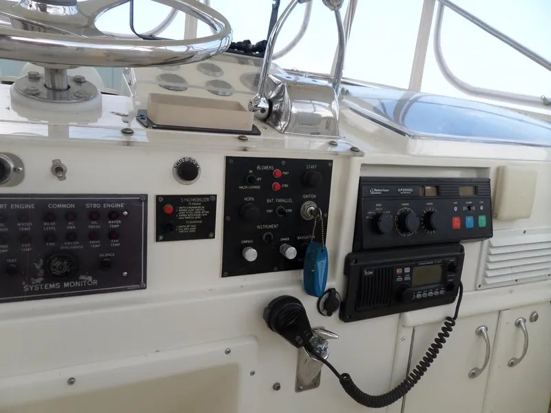 Slide: The Image of Hatteras 42 Convertible 1987 - 62