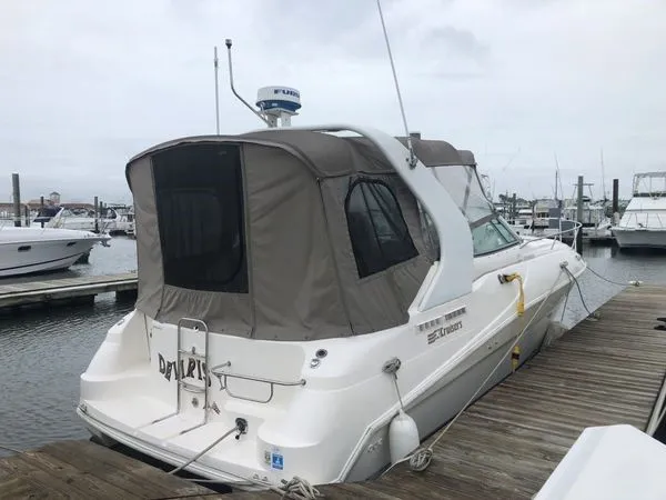 Slide: The Image of Cruisers Yachts 3175 Rogue 1995 - 20