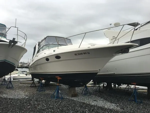 Slide: The Image of Cruisers Yachts 3175 Rogue 1995 - 23