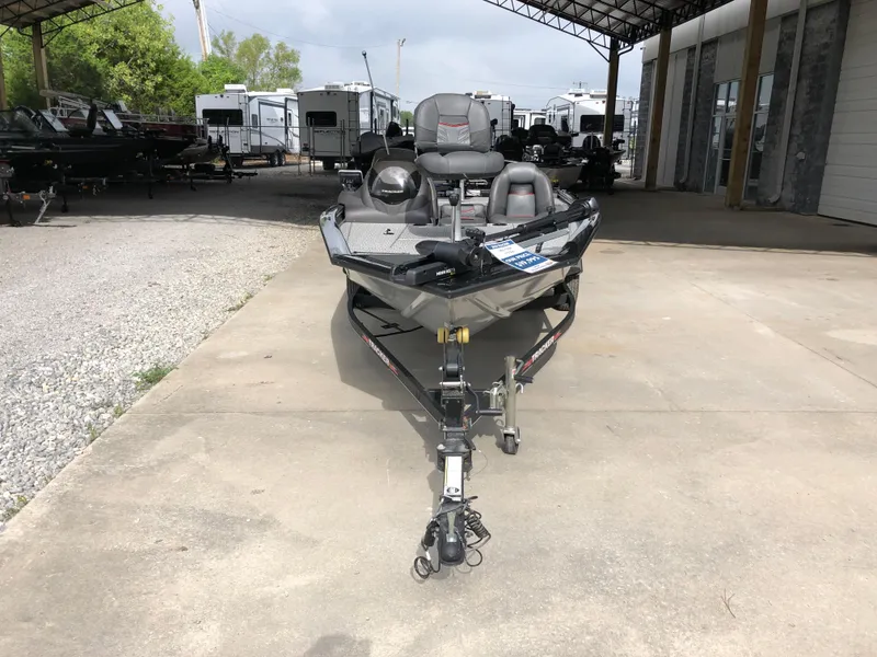 Slide: The Image of 2021 Bass Tracker PRO TEAM 175 TXW boat on trailer in outdoor showroom. - 5