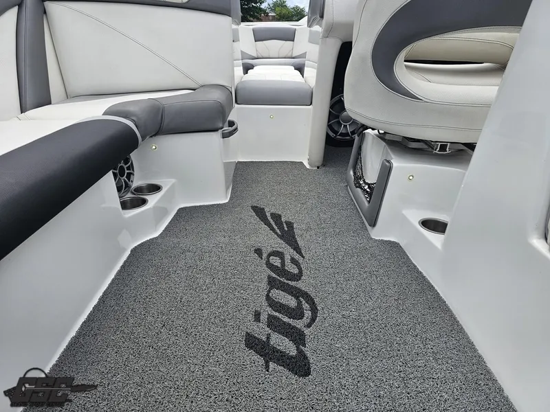 Slide: The Image of Tigé Z3 2014 - 51