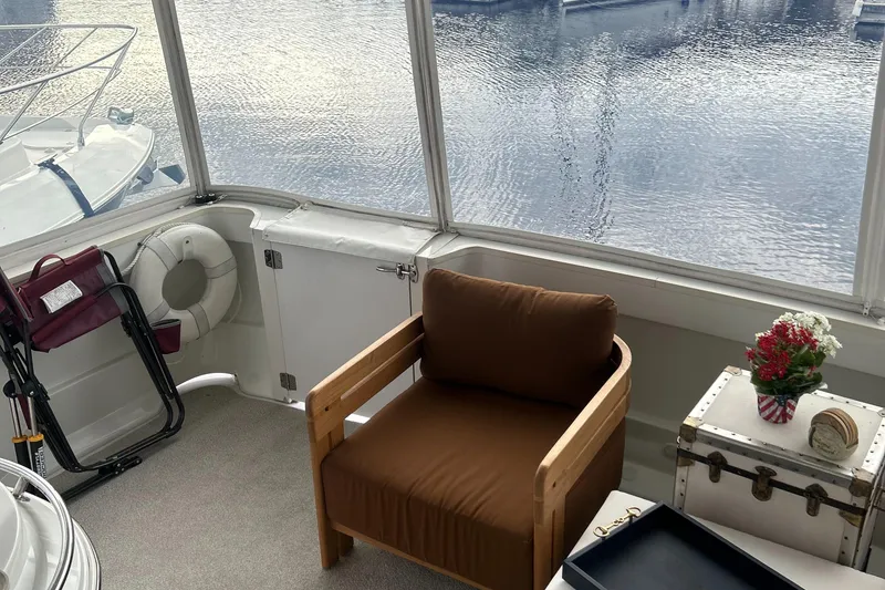 Slide: The Image of Carver Yachts 466 Motor Yacht 2003 - 63