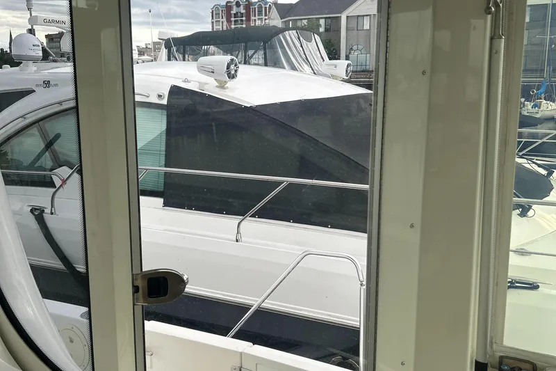 Slide: The Image of Carver Yachts 466 Motor Yacht 2003 - 65