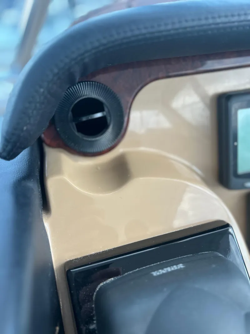 Slide: The Image of Carver Yachts 466 Motor Yacht 2003 - 74