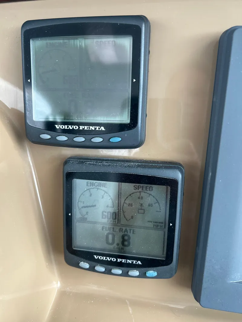 Slide: The Image of Carver Yachts 466 Motor Yacht 2003 - 75