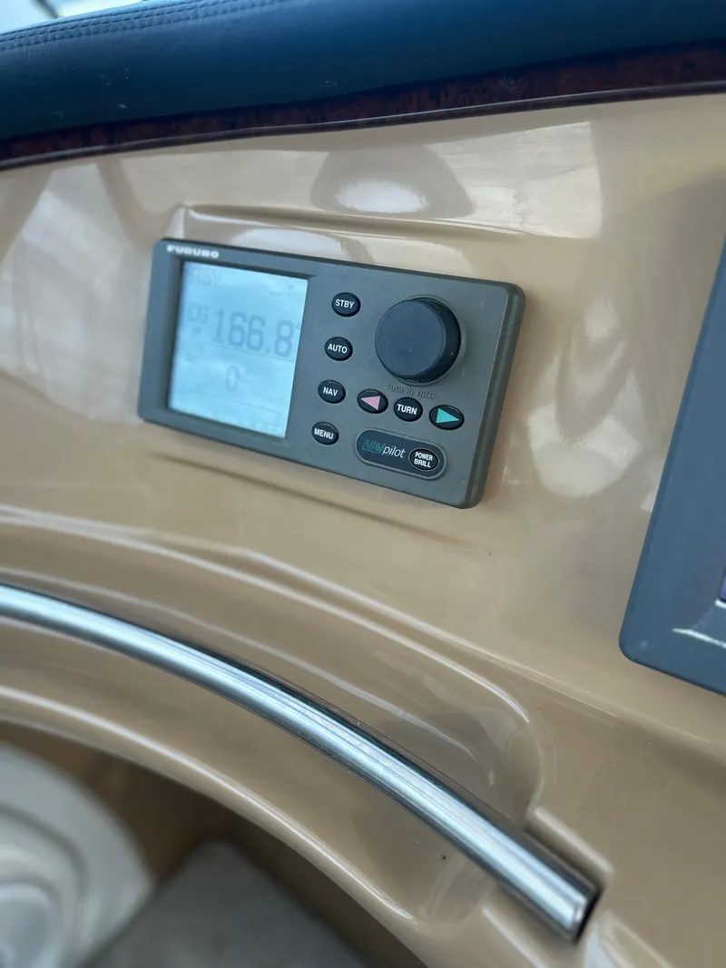 Slide: The Image of Carver Yachts 466 Motor Yacht 2003 - 76