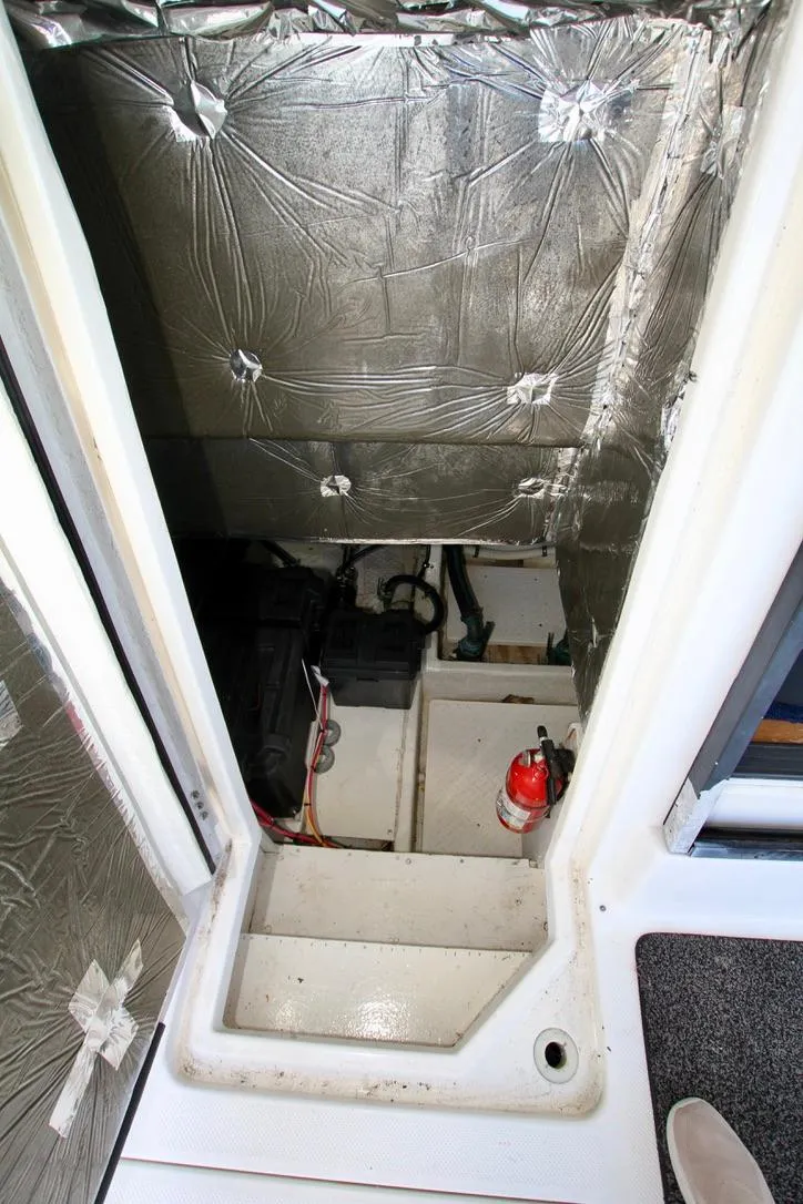 Slide: The Image of Bayliner 3988 Motoryacht 2002 - 66